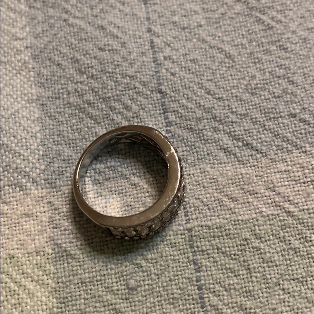 Ring - Picture 2 of 3